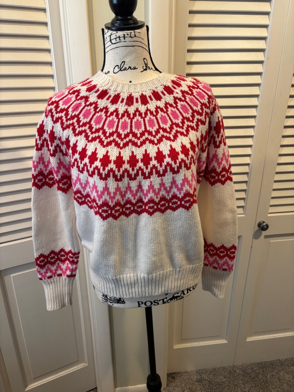 Vineyard Vines White, Pink & Red Fair Isle Crewneck Sweater